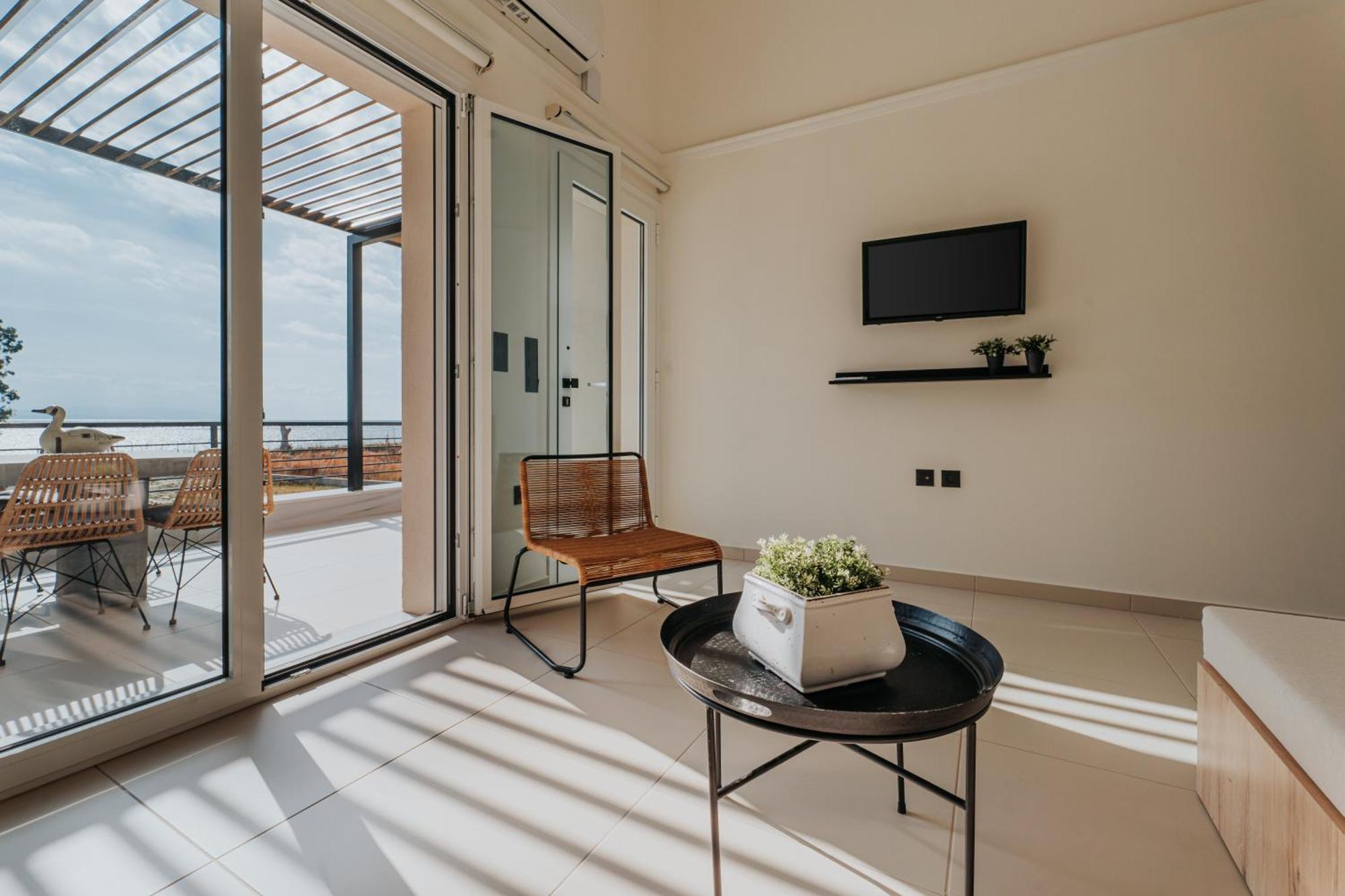 Ponte Suites Andírrion Екстериор снимка